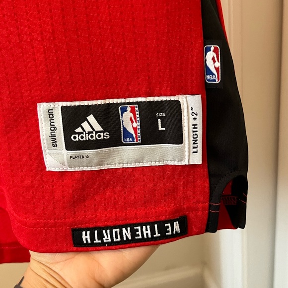 Adidas NBA Raptors #00 Jersey | Red | Large - Picture 5 of 7